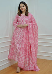 ESHOPNIX Floral Print Nayra Cut Kurta and Pant Set With Dupatta (Pink)